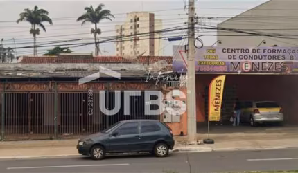 0 - Imóvel Comercial 3 quartos, sendo 1 suíte