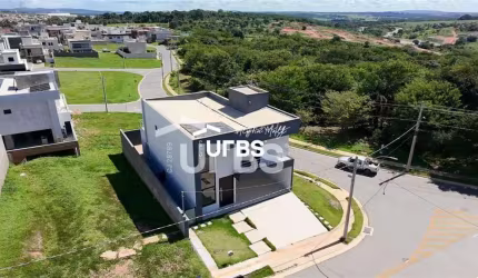 Sobrado no Jardins Bolonha