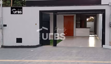 Casa 3 quartos - Jardim Helvécia em frente a praça prox. av Rio verde