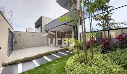 Casa Térrea 3 suítes no Setor Moinho dos Ventos