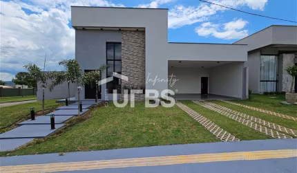 Casa Térrea em Condomínio fechado de esquina Terras Alpha1