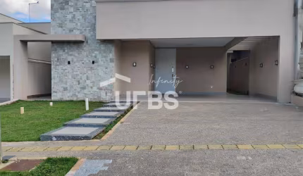 Casa 3 suítes  e home office no Condominio Jardim Veneza