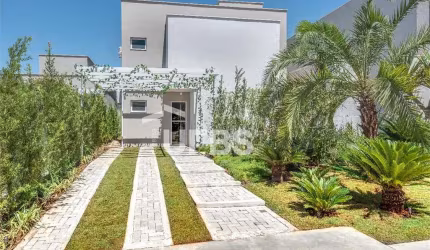 Sobrado moderno com 3 suítes no Jardins Cannes