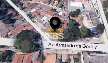 Terreno amplo de 264,81 m² com casa e Loja construídas