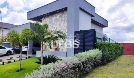 Excelente casa térrea à venda no Jardins Bolonha.  Com 200m² de construção e 343m² de terreno!