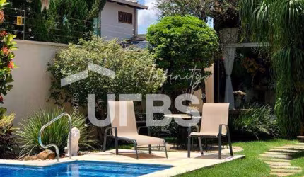 0 - Casa 2 quartos, sendo 2 suítes