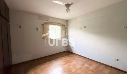 0 - Casa 4 quartos, sendo 3 suítes