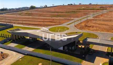 LOTE VINHAS FLAMBOYANT - PARTE ALTA DO CONDOMINIO - ACEITA VEICULO ATE 100 MIL