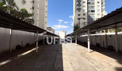 Lote no centro ao lado da Catedral