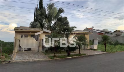 0 - Sobrado 4 quartos, sendo 4 suítes