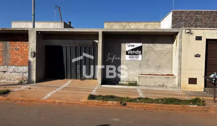 0 - Casa 3 quartos, sendo 1 suíte