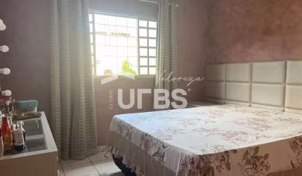 ✨ *Casa de Luxo com 300m² de area total de Conforto e Sofisticação* ✨