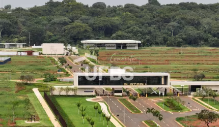 LOTE PLATEAU D`OR UNIQUE - PROXIMO A PORTARIA