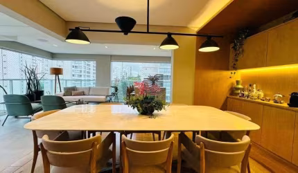 Apartamento para venda possui 185 m² com 3 quartos em Campo Belo - São Paulo - SP