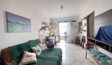 Apartamento à venda em Cabo Frio-RJ, no bairro Foguete: 2 quartos, 1 sala, 1 banheiro, 1 vaga.