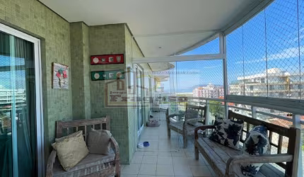 Cobertura à venda em Cabo Frio - RJ, no bairro Braga: 4 quartos, 4 suítes e 2 vagas de garagem.