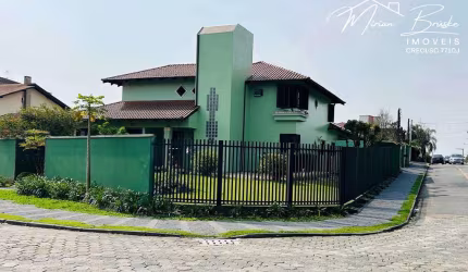 Sobrado com 4 dorms, Costa e Silva, Joinville - R$ 1.7 mi, Cod: 265