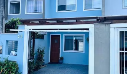 Sobrado com 3 quartos, Iririú, Joinville - R$ 580 mil, Cod: 302