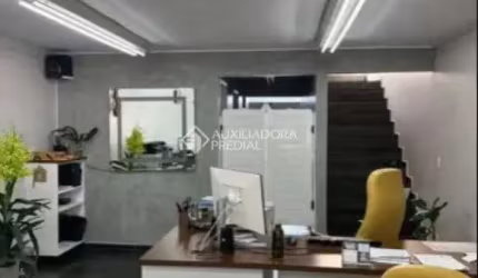 Prédio Comercial para Venda em São Bernardo do Campo, Centro, 2 banheiros, 4 vagas