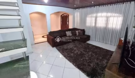 Sobrado para Venda em São Bernardo do Campo, Parque Terra Nova II, 3 dormitórios, 1 suíte, 3 banheiros, 3 vagas