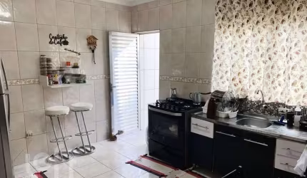 Casa para Venda em São Bernardo do Campo, Taboão, 4 dormitórios, 3 banheiros, 2 vagas