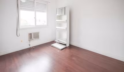 Apartamento para Venda em Porto Alegre, Chácara das Pedras, 2 dormitórios, 1 banheiro, 1 vaga