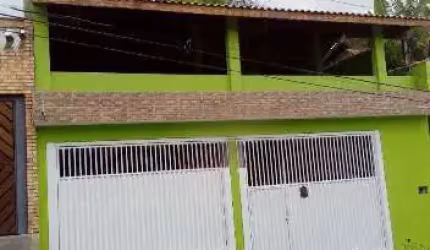 Sobrado para Venda em São Bernardo do Campo, Dos Finco, 2 dormitórios, 2 suítes, 3 banheiros, 4 vagas