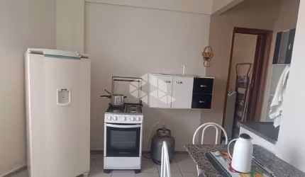 KITÃO MOBILIADO C/ 30M² P/ VENDA NA VILA MIRIM. PRAIA GRANDE SP.