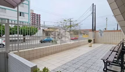 OPORTUNIDADE!!! KITNET P/ VENDA EM EXCELENTE LOCALIZAÇÃO. 100 METROS DA PRAIA. VL MIRIM, PRAIA GRANDE SP.