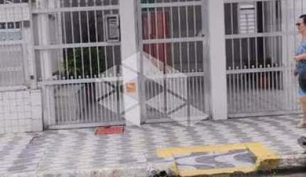 Casa com 1 quarto à venda na Rua Kikusaburo Tanaka, 233, Cidade Ocian, Praia Grande, 18 m2 por R$ 115.000