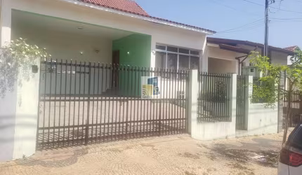 Casa à venda no bairro Vila Independência - Valinhos/SP