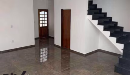 Sobrado para Venda em Mogi das Cruzes, Villa di Cesar, 3 dormitórios, 1 suíte, 3 banheiros, 3 vagas