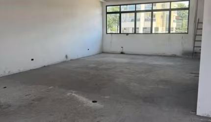Prédio para Venda em Mogi das Cruzes, Vila Martins, 3 banheiros
