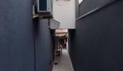 Sobrado para Venda em Mogi das Cruzes, Vila Caputera, 3 dormitórios, 1 suíte, 2 banheiros, 2 vagas