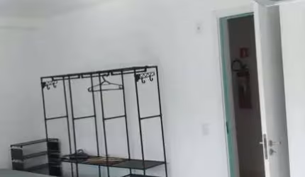 Apartamento para Locação em Mogi das Cruzes, Botujuru, 1 dormitório, 1 banheiro, 1 vaga