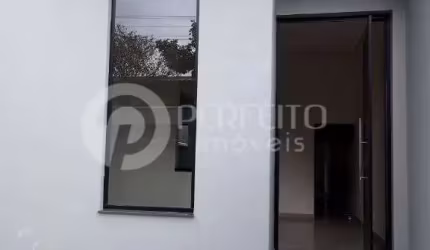 Venha conhecer essa incrivel casa dos sonhos! Com 3 quartos espacosos, sendo 1 suite para garantir total privacidade e conforto