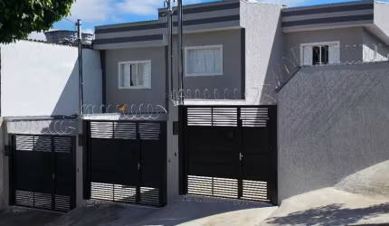 Lindo Sobrados 2 Dormitórios com vaga de garagem