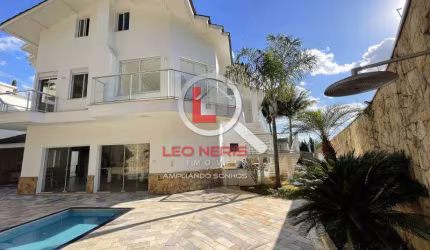 Sobrado Luxuoso à Venda no Jardim Franca - 4 Dorm., 2 Suítes, Piscina e Espaço Gourmet por R$ 3,5M