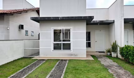 Casa 3 dormitórios para Venda em Balneário Piçarras, Itacolomi, 3 dormitórios, 1 suíte, 1 banheiro, 1 vaga