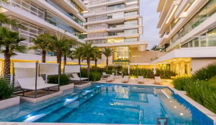 Apartamento alto padrão R$4.800.000 Almáa Cabral - Curitiba