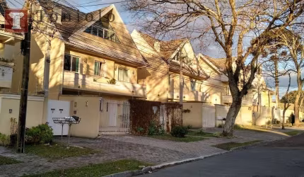 Casa Sobrado em Jardim Social  -  Curitiba