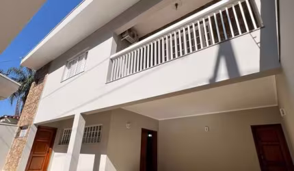 Sobrado à venda no bairro Jardim Cândida em Araras/SP