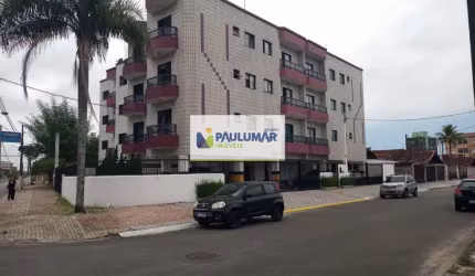 Lindo apartamento em Solemar, Praia Grande com sacada