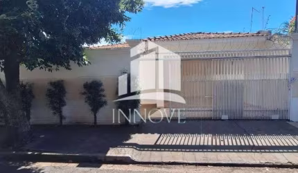 Casa à venda no bairro Ipanema com 3 dormitórios | 1 suíte | 140 m2 área construída | 2 vagas