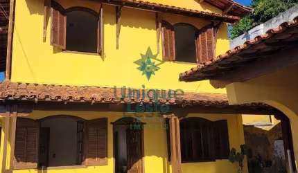 Casa com habitese