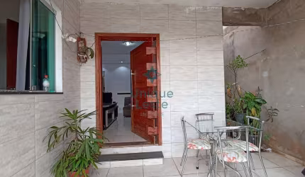 Casa à venda 2 Quartos, 3 Vagas, 200M², Jardim Vitória, Belo Horizonte - MG