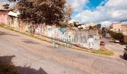 Lote de esquina com 396 metros ESPLANADA