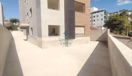 Terreno à venda 3 Quartos, 1 Suite, 2 Vagas, 240M², Santa Efigênia, Belo Horizonte - MG