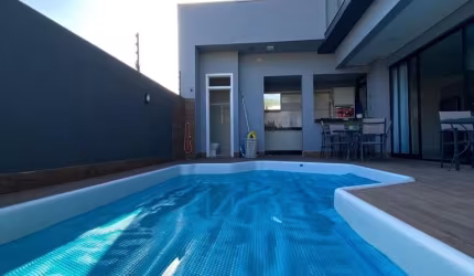 Luxuosa Casa na Praia do Cascalho em Penha/SC