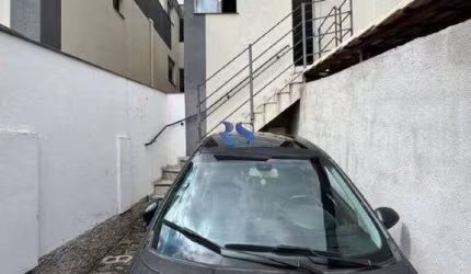 Compre Casa geminada com entrada individual de dois quartos no Bairro Esperança em Justinopolis Ribeirão Das Neves